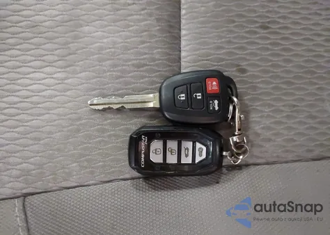 2015 Toyota Corolla Le Plus from USA, damaged, VIN 2T1BURHE4FC302794